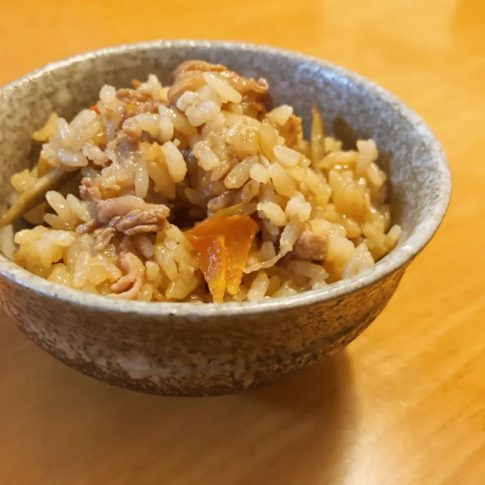 牛肉の炊き込みご飯|しらたまさん