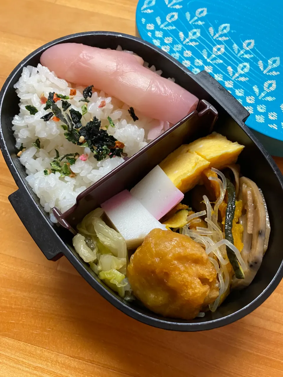 Snapdishの料理写真:常備菜と冷食のからあげ|aru_sakazakさん