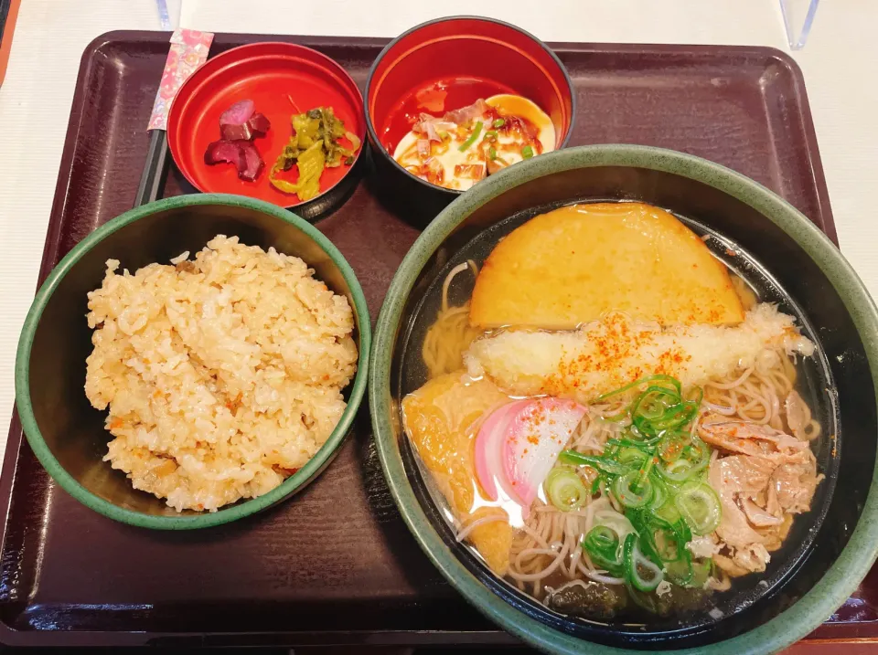 かしわご飯とそば定食|コージ💫さん