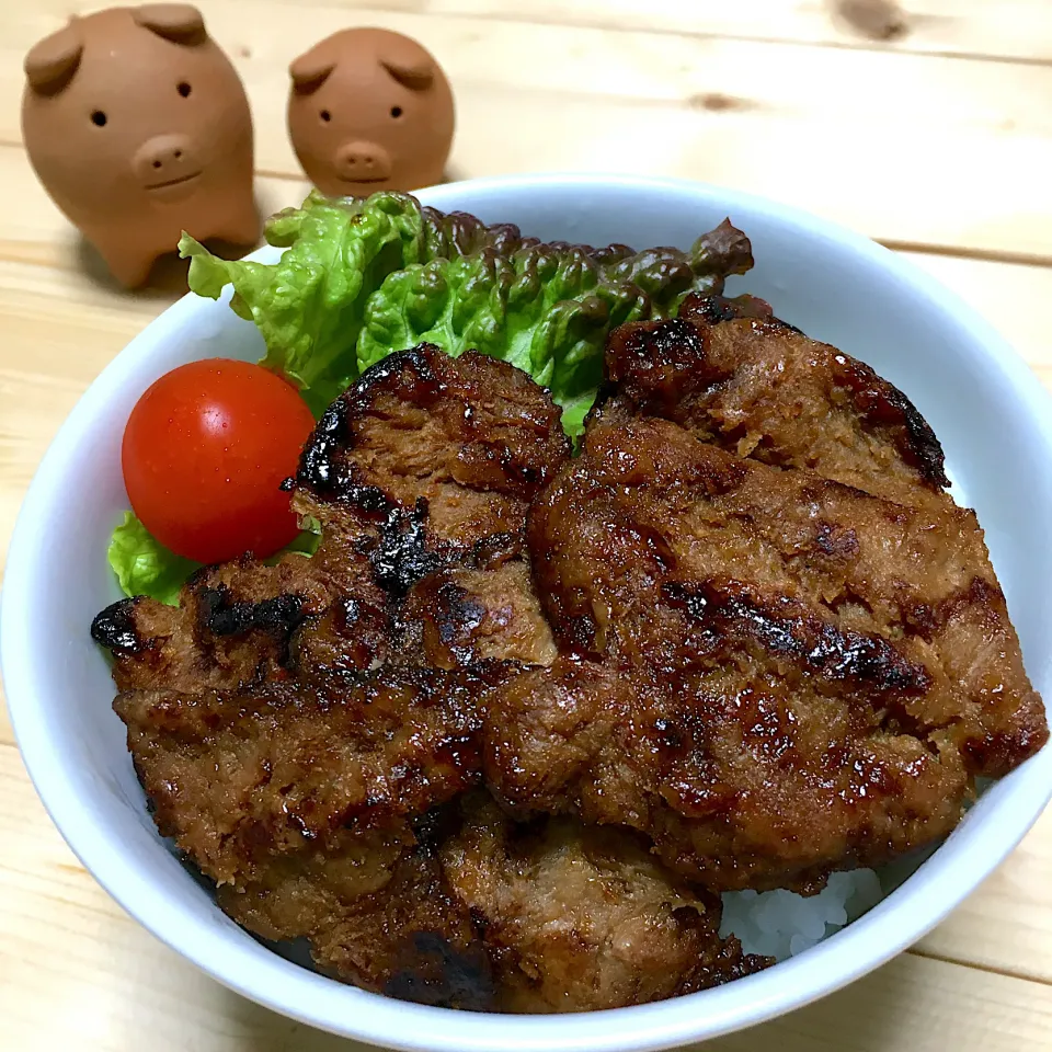 Snapdishの料理写真:NEXTカルビを使ってカルビ丼|むーさん