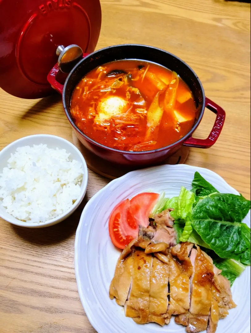 Snapdishの料理写真:『レンチン鶏チャーシューとスンドゥブチゲ』|seri-chanさん