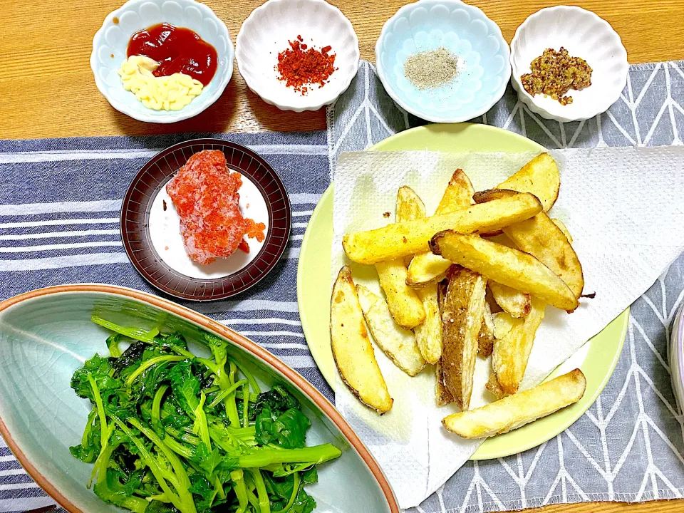 お気に入りの菜の花の瞬間蒸し、北海黄金のポテトフライ🥔、ふるさと納税の明太子|1614さん