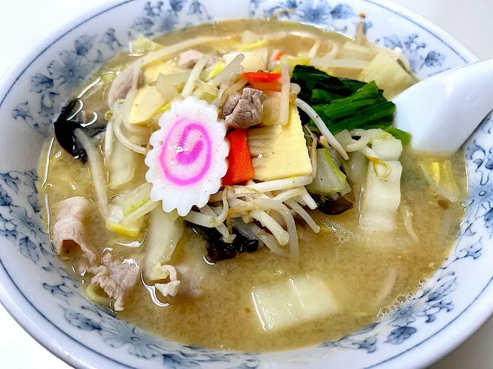 Snapdishの料理写真:美富士の味噌ラーメン　630|Noriyuki Saitoさん