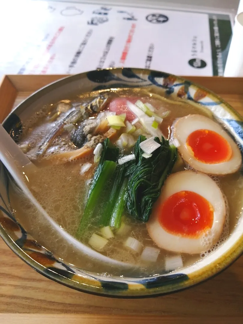 ラブメンの煮干しラーメン🍜😀|すず❤さん