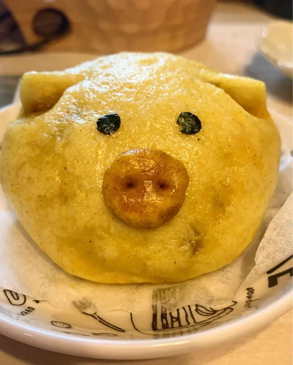 カレー豚まん🐽|みっこちゃんさん