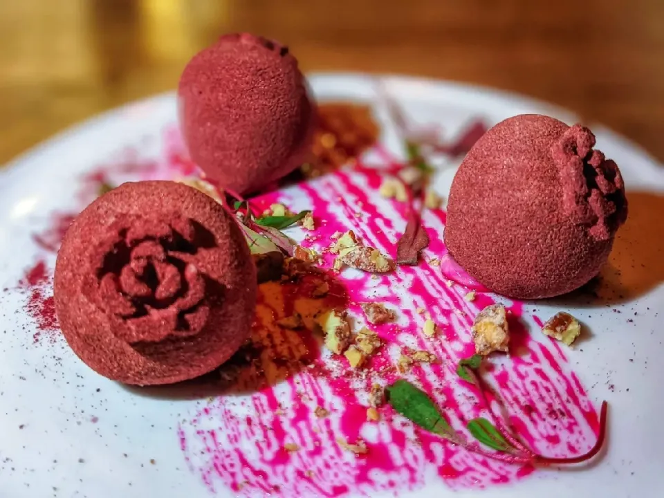 Beetroot dessert that includes sorbet, jelly and parfait.|Tiviさん