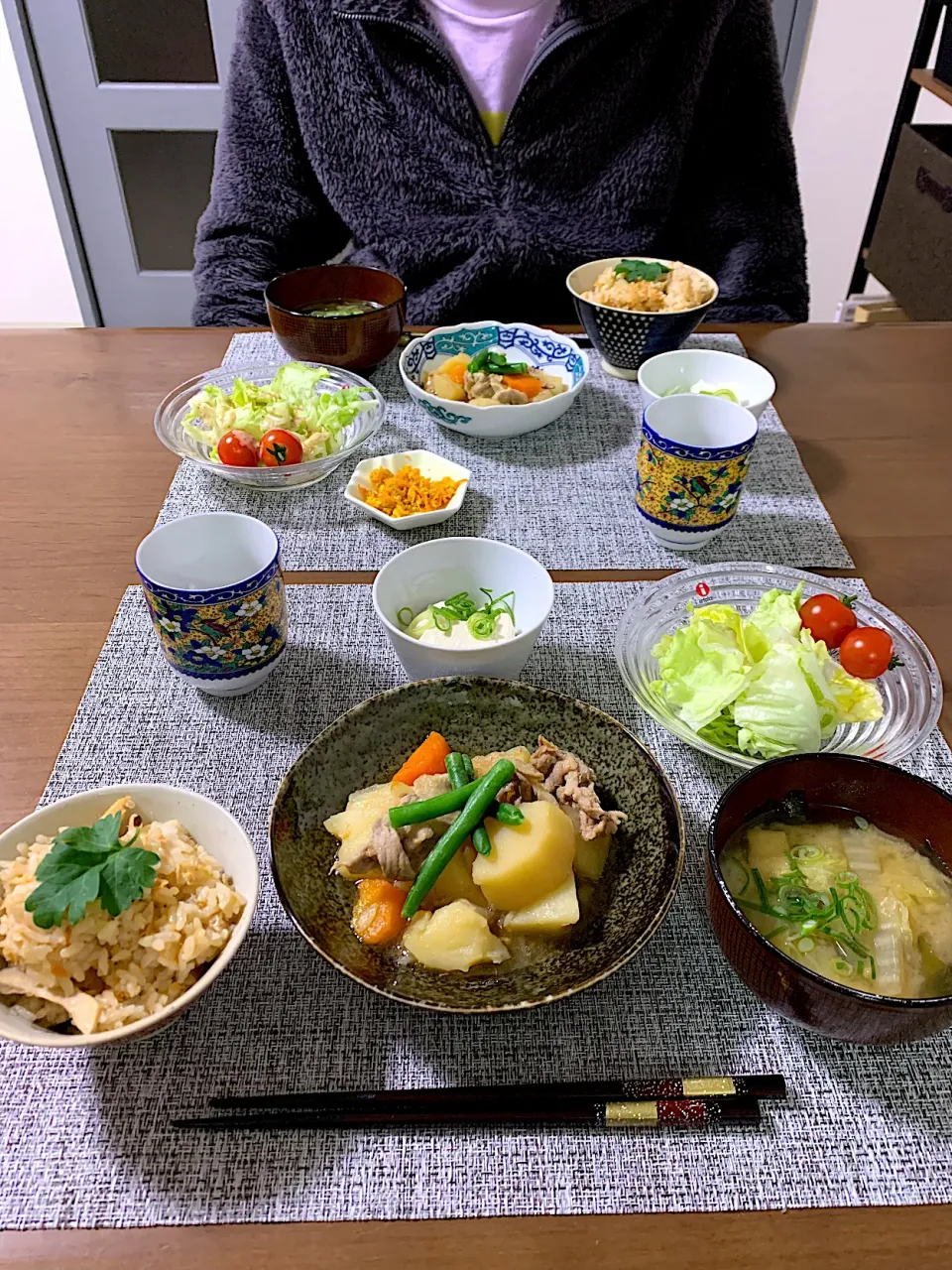 肉じゃが、鮭ときのこの炊き込みご飯定食|appiさん