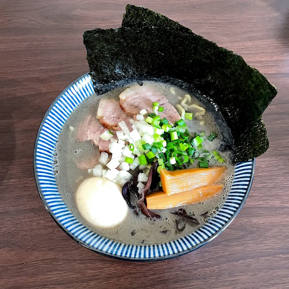 セメントラーメン|dashi menjiroさん