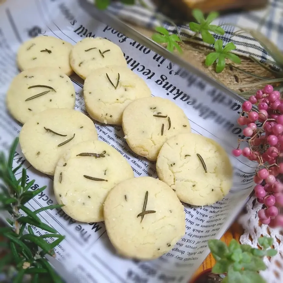 マユマユさんの料理 ローズマリーの塩クッキー　　　　Rosemary salt cookie|とまと🍅さん