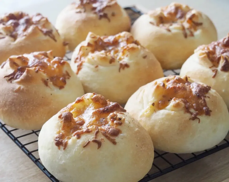 Cheese, potato and sundries tomato buns|Misstyさん