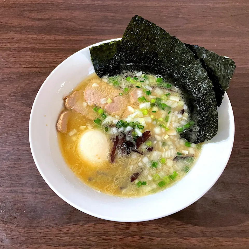 鶏白湯ラーメン|dashi menjiroさん