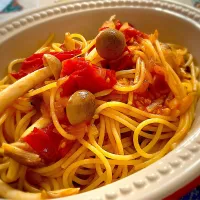 休日☔️雨の日のランチ🍝アリものパスタ