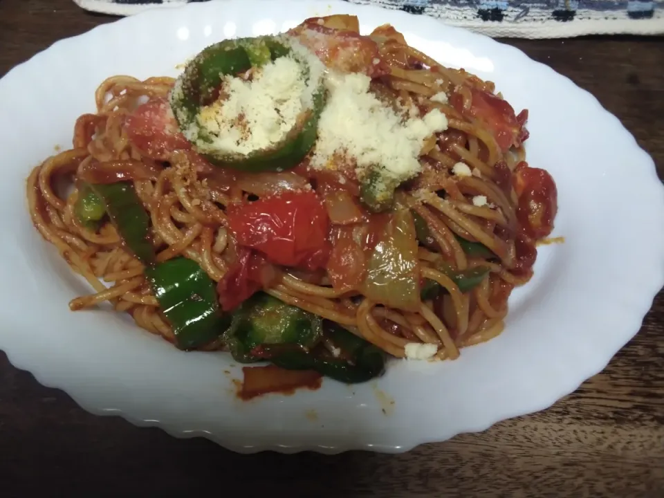 野菜だけのナポリタン🍝|にんにくと唐辛子が特に好き❤️(元シャリマー)さん