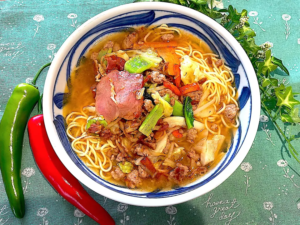 🍥野菜たっぷり味噌ラーメン🍜|🌼はなちゃん🌼さん