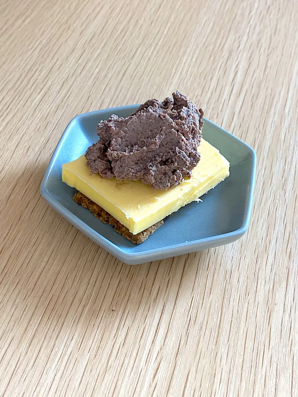 Snapdishの料理写真:レバーパテバター|あさみさん