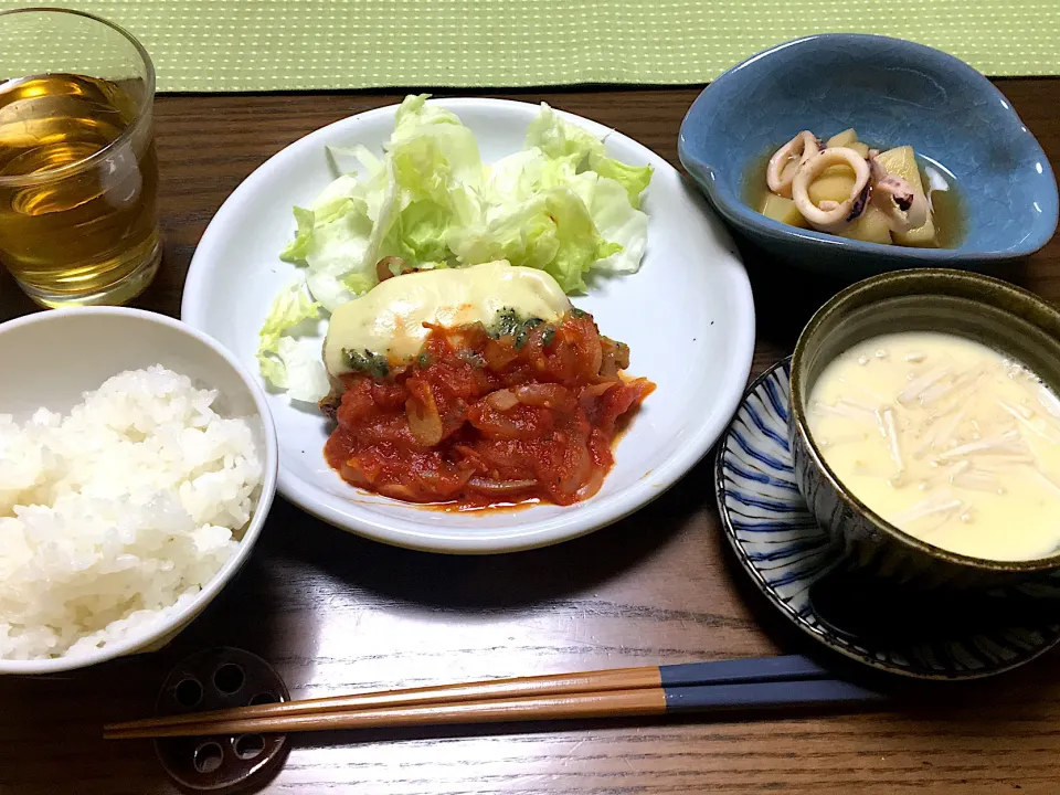 Snapdishの料理写真:チキンステーキトマトソース|Terumi  Yokosawaさん