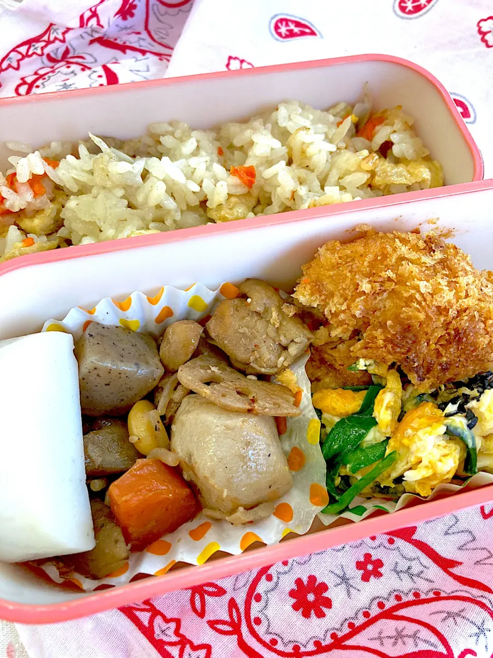 😋自分お弁当🎵|さくたえさん