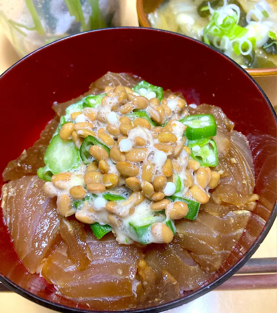 単身赴任中の男飯(マグロの漬け丼)|おおもりの星さん