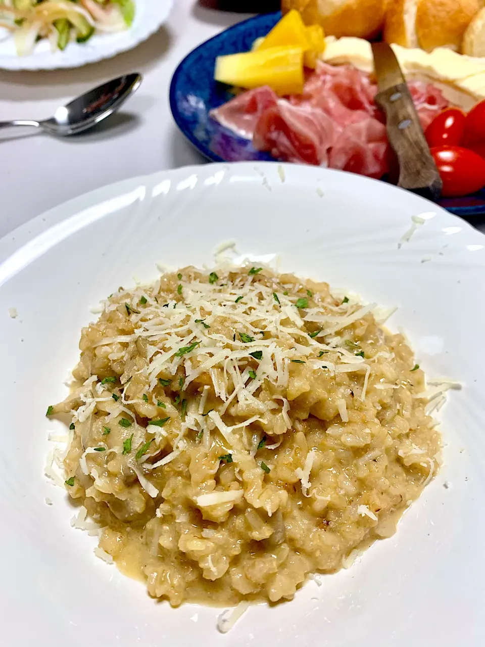 Brown Rice Risotto with Pecorino Romano and Mushroom|gonbenさん