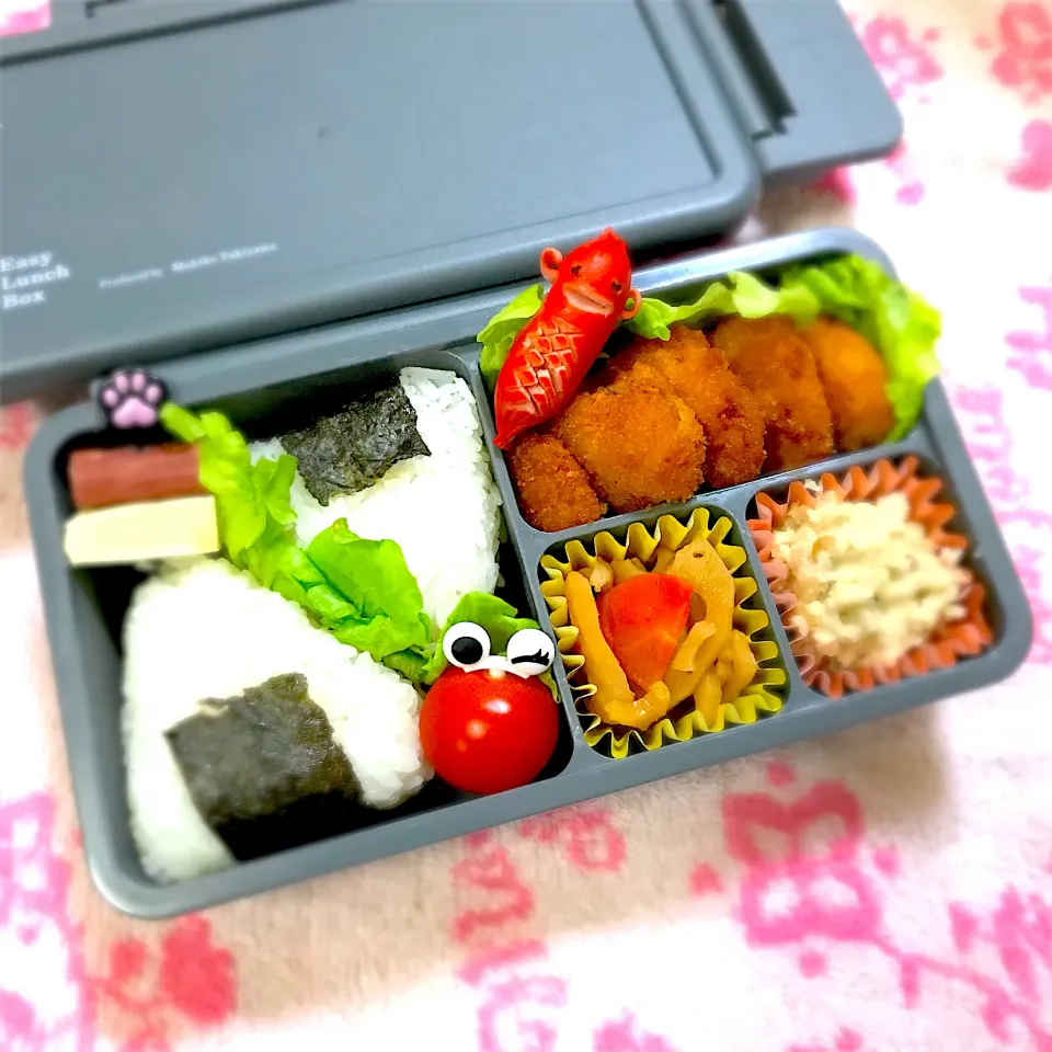 Snapdishの料理写真:JK1弁当〜チキンカツ・おから煮・レンコンきんぴら・ソーセー人・チーズカルパス|華恋さん