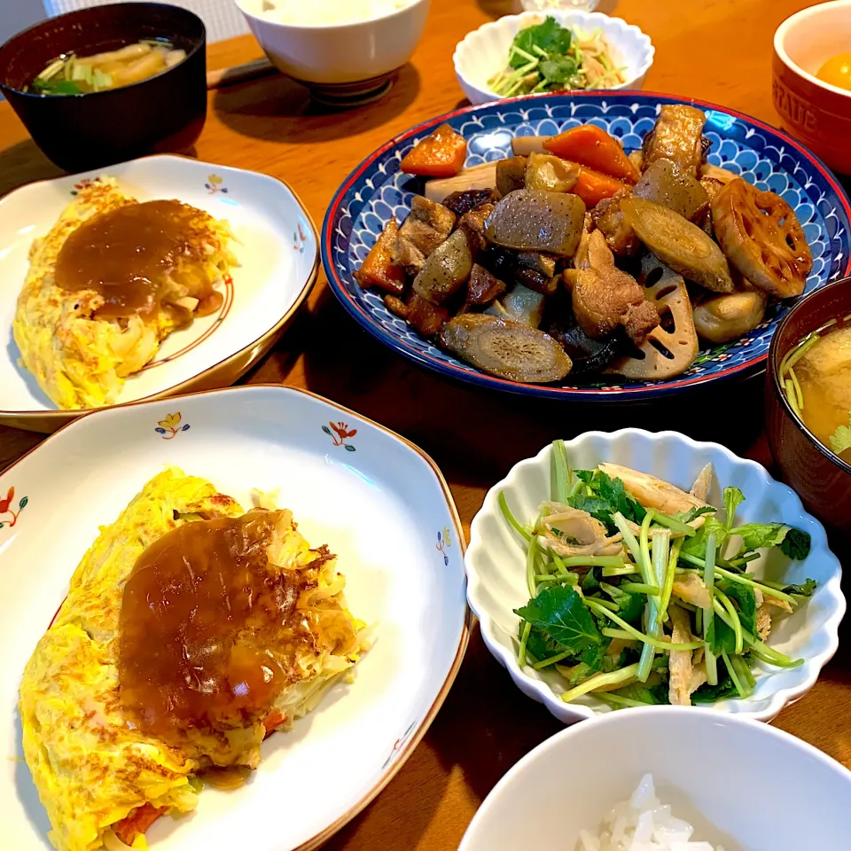 煮物とカニ玉の夕飯|あっちゃんさん