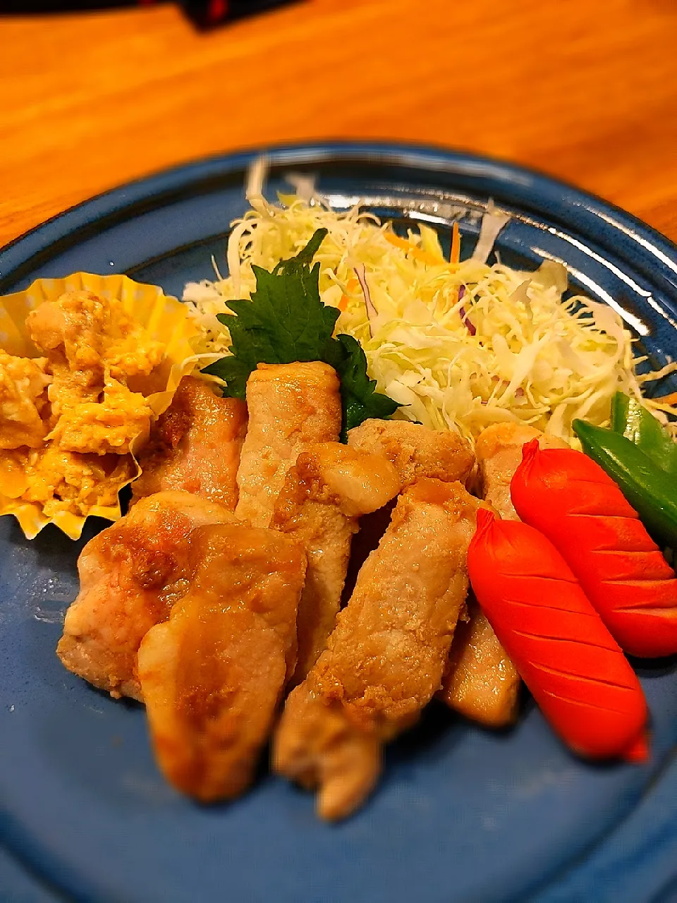 お弁当おかず2022/02/18
今日は家食なので皿|弁当うさぎさん