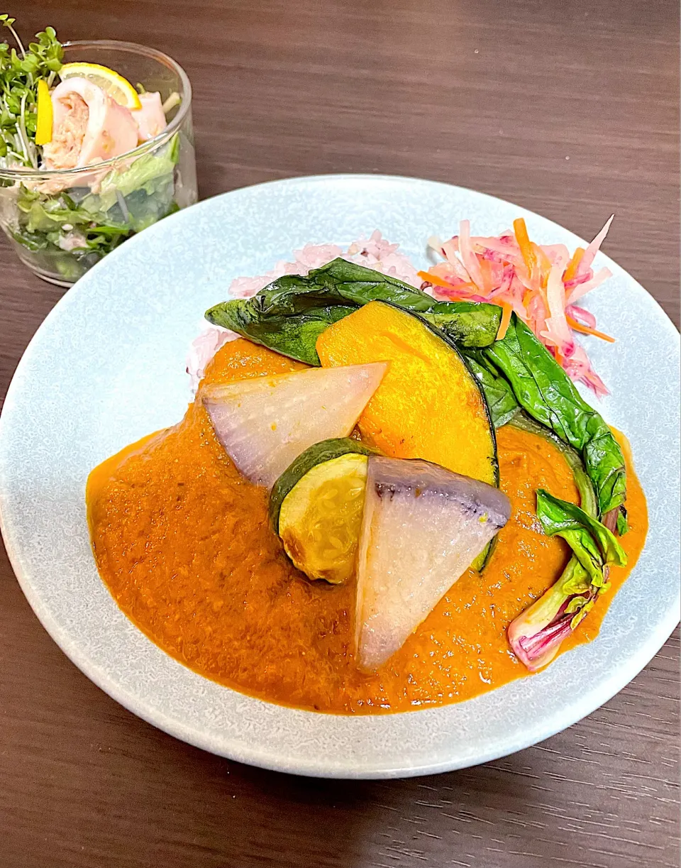 Snapdishの料理写真:トマト塩麹が隠し味🍅　野菜カレー|yukki-----さん