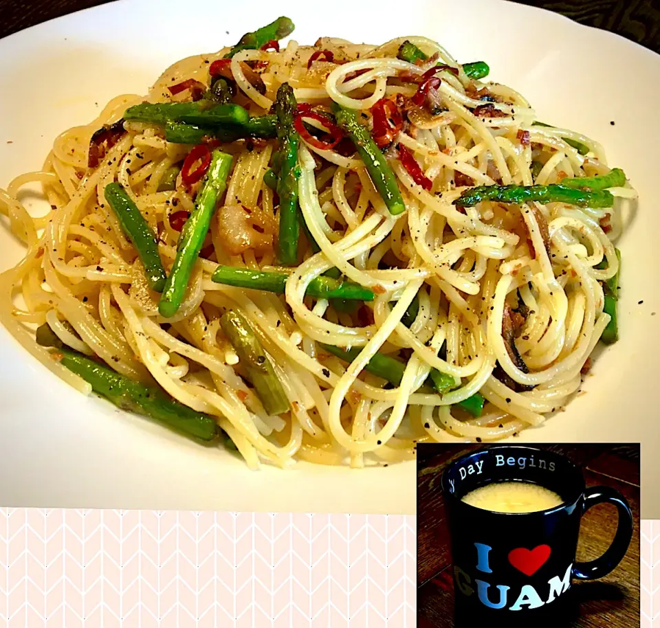 へしこ・アスパラでペペロンチーノ  & 豆腐みそ汁|mottoさん