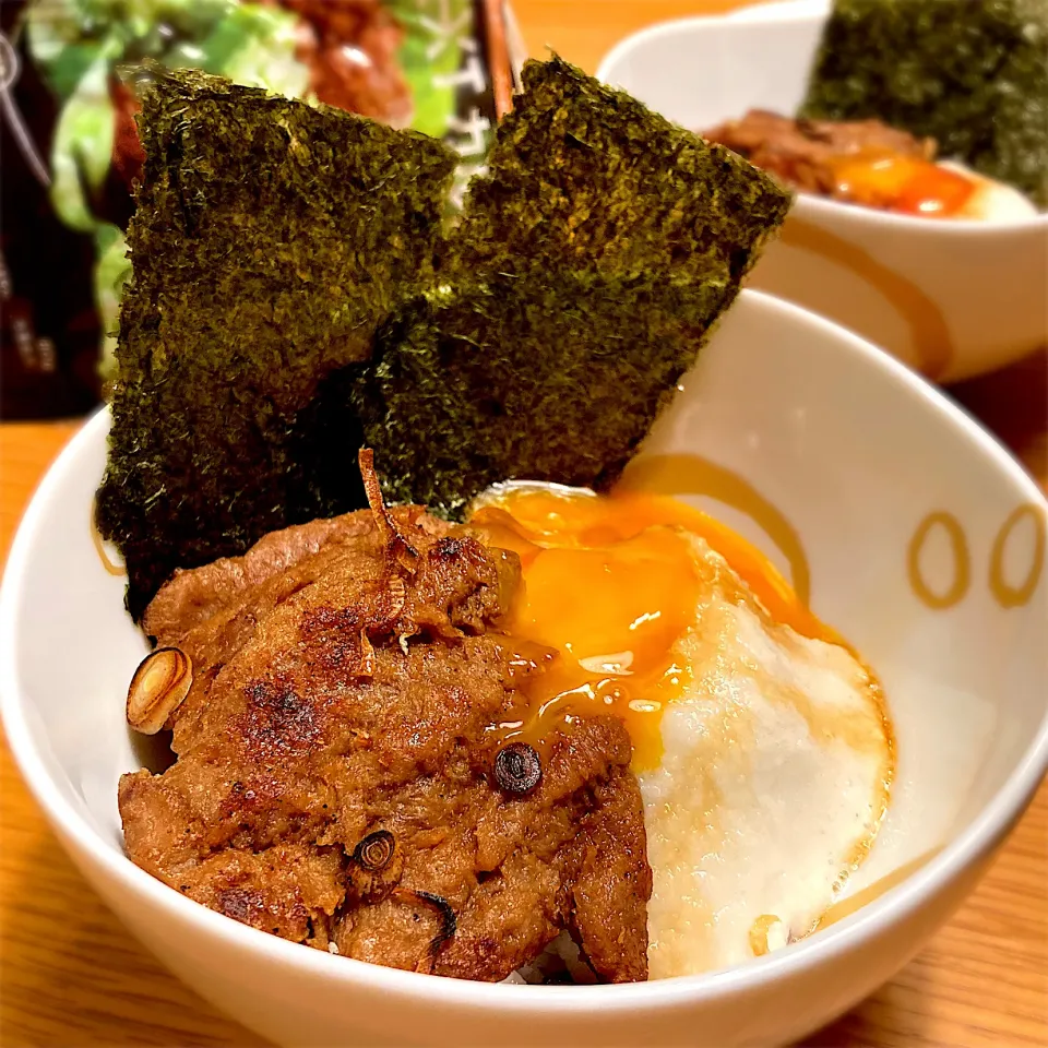 NEXTカルビで焼肉とろろ丼|むぎこさん