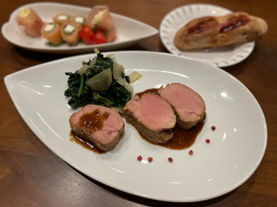 Snapdishの料理写真:豚ヒレ肉のロースト|さあママさん