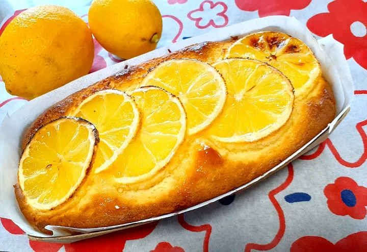 ホットケーキミックスで
レモン🍋バウンドケーキ|びせんさん