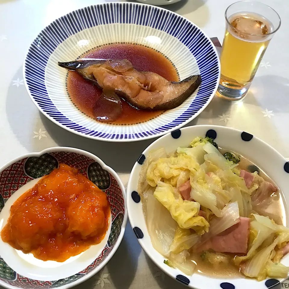 Snapdishの料理写真:白菜とベーコンの煮物|Yukikoさん