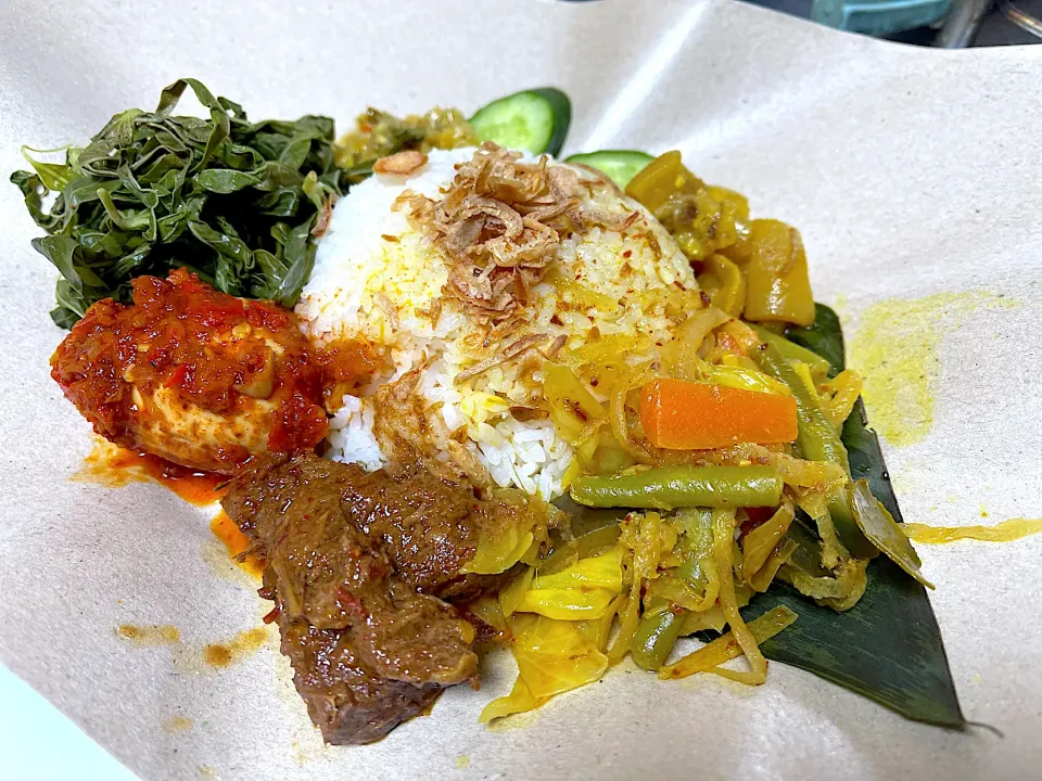 Nasi padang|yeni kartikasariさん