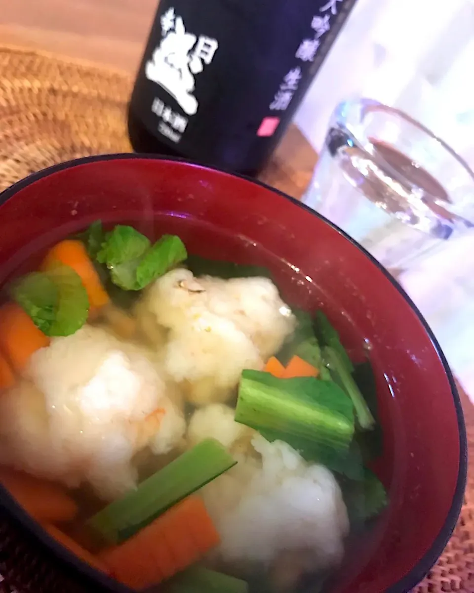 Snapdishの料理写真:海老しんじょうと日本盛純米大吟醸生酒😋🍤🍶💕✨|アイさん