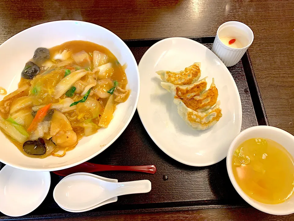 あんかけ焼きそば、餃子セット|きらさん