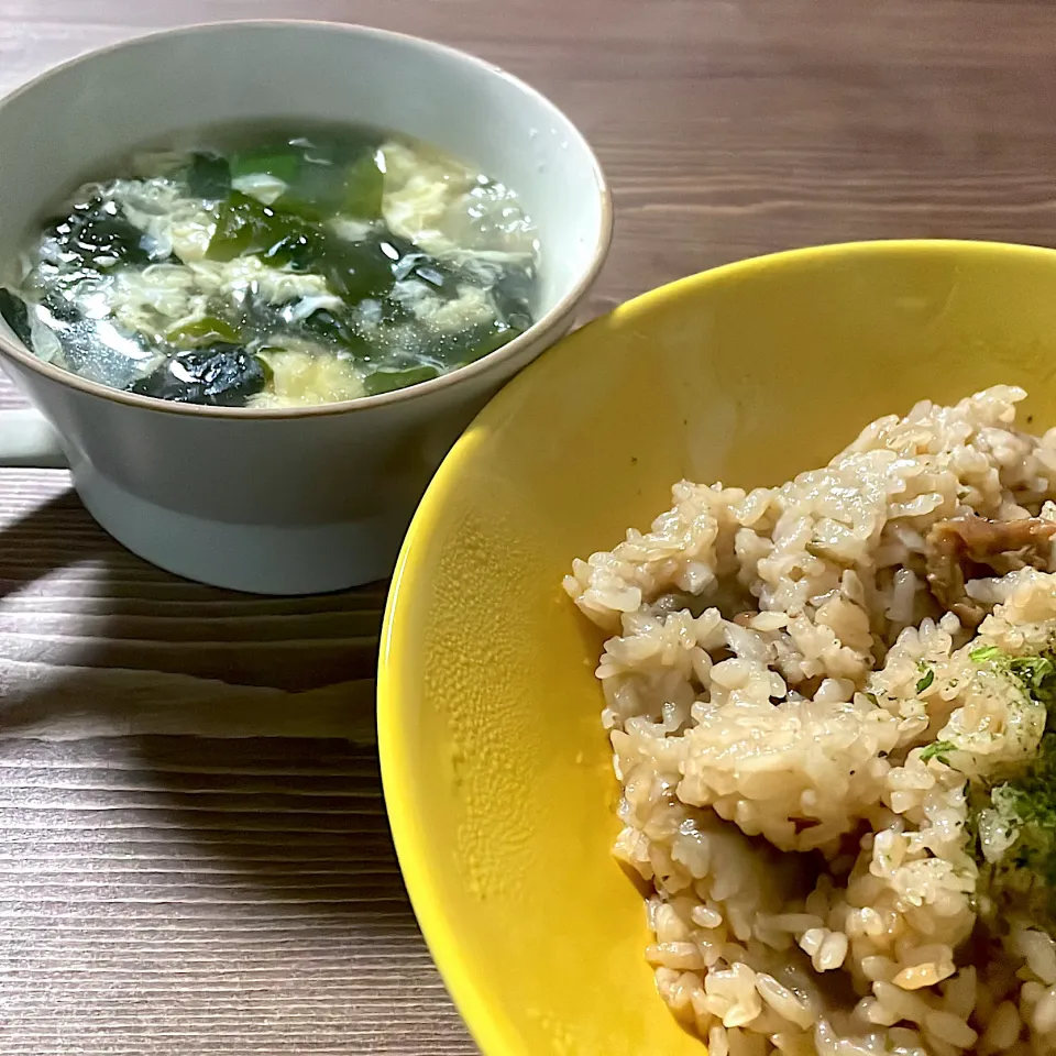 やきとり缶と切り餅で鶏おこわ風 春雨スープ|gohan♡さん