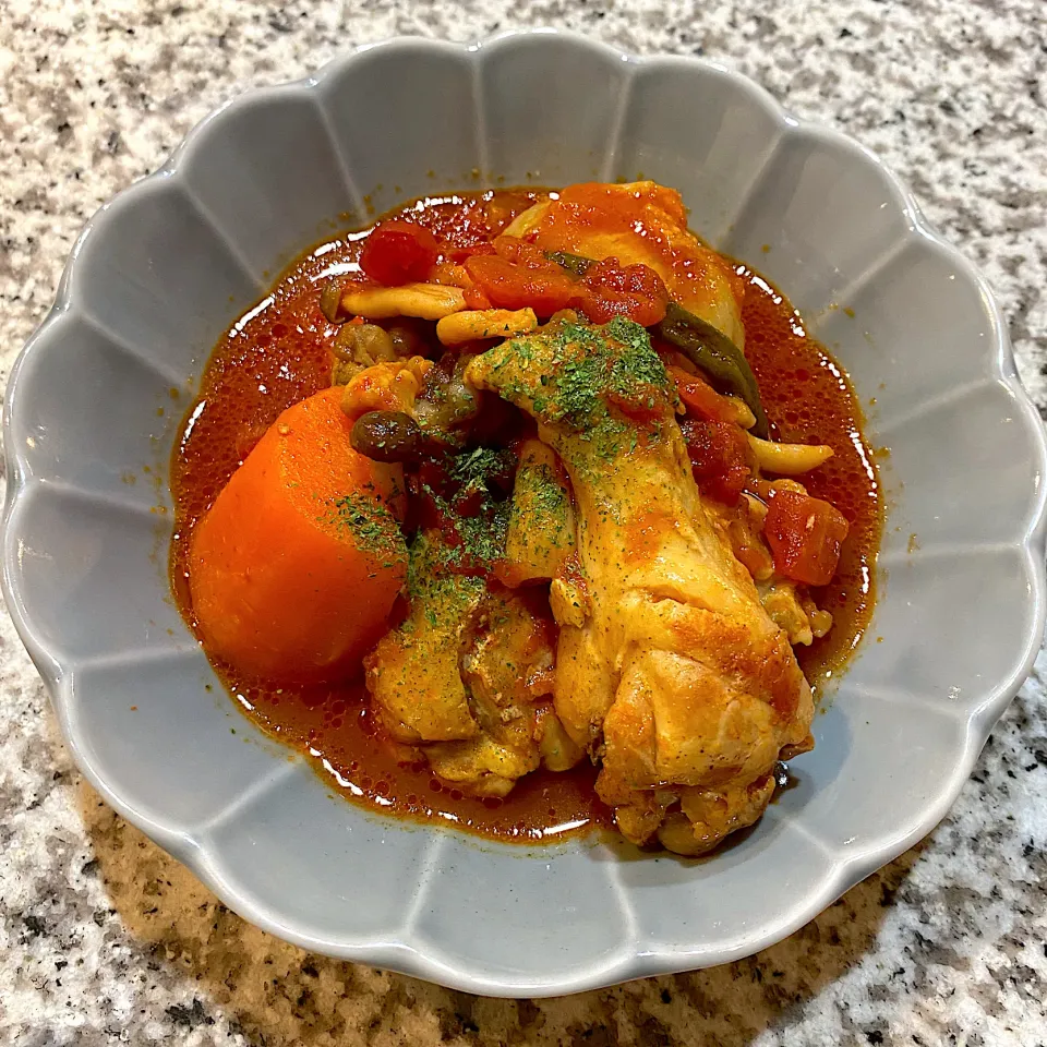 炊飯器でチキンのトマト煮🍅|つんさん