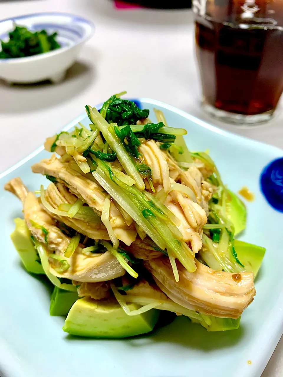 Snapdishの料理写真:Shredded Chicken and Avocado dressed with Shoyu Mustard|gonbenさん