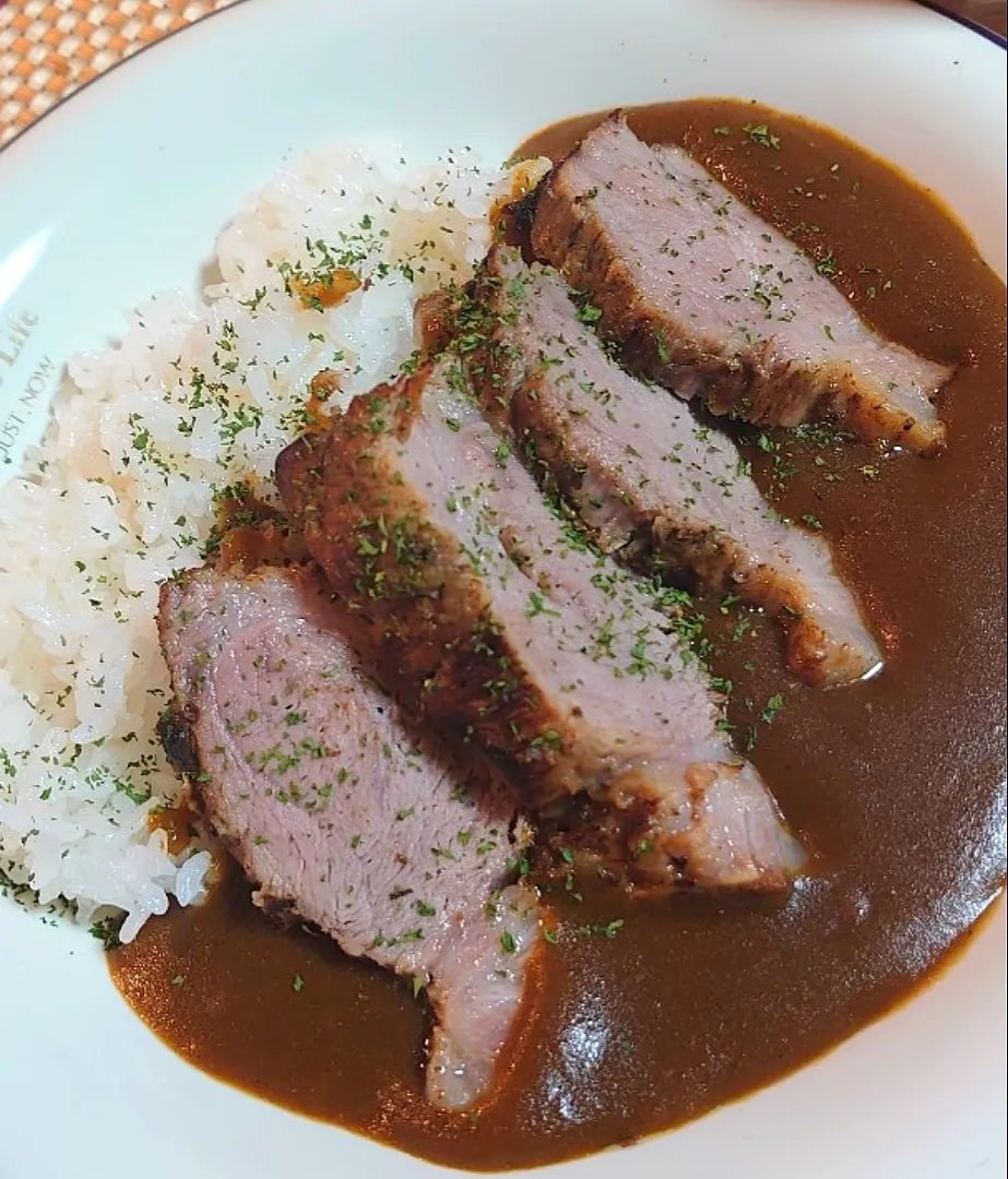 豚肩ロースブロックでカレーライスの夕ご飯|ポチさん