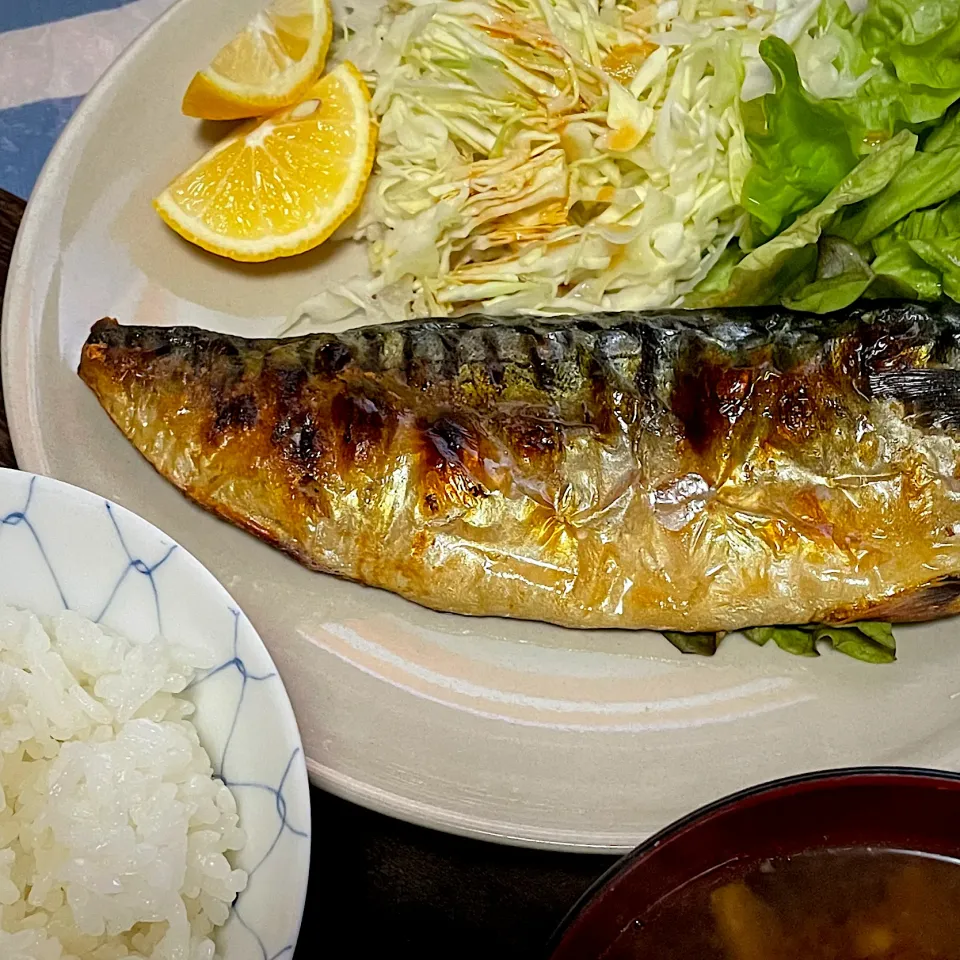 Snapdishの料理写真:焼き魚定食の和な夕ごはん|カピバラおやじさん