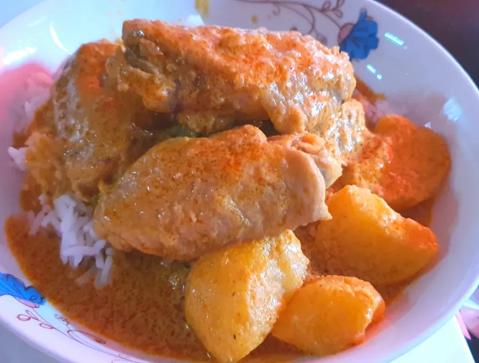 Chicken wings curry rice 
🤤💁‍♀️💕💋😋😋😋|🌷lynnlicious🌷さん