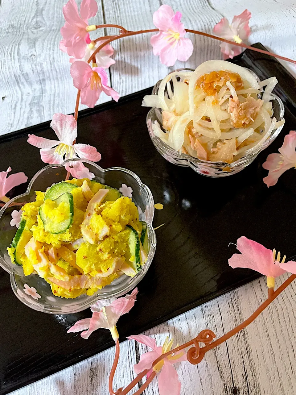 じゅんじゅんさんの料理 ＊ツナとオニオンの梅肉和え＊&サツマイモのポテトサラダ　　　　　　　　じゅんじゅんさん❤️お誕生日おめでとうございます🎂🎉|いっちゃんさん