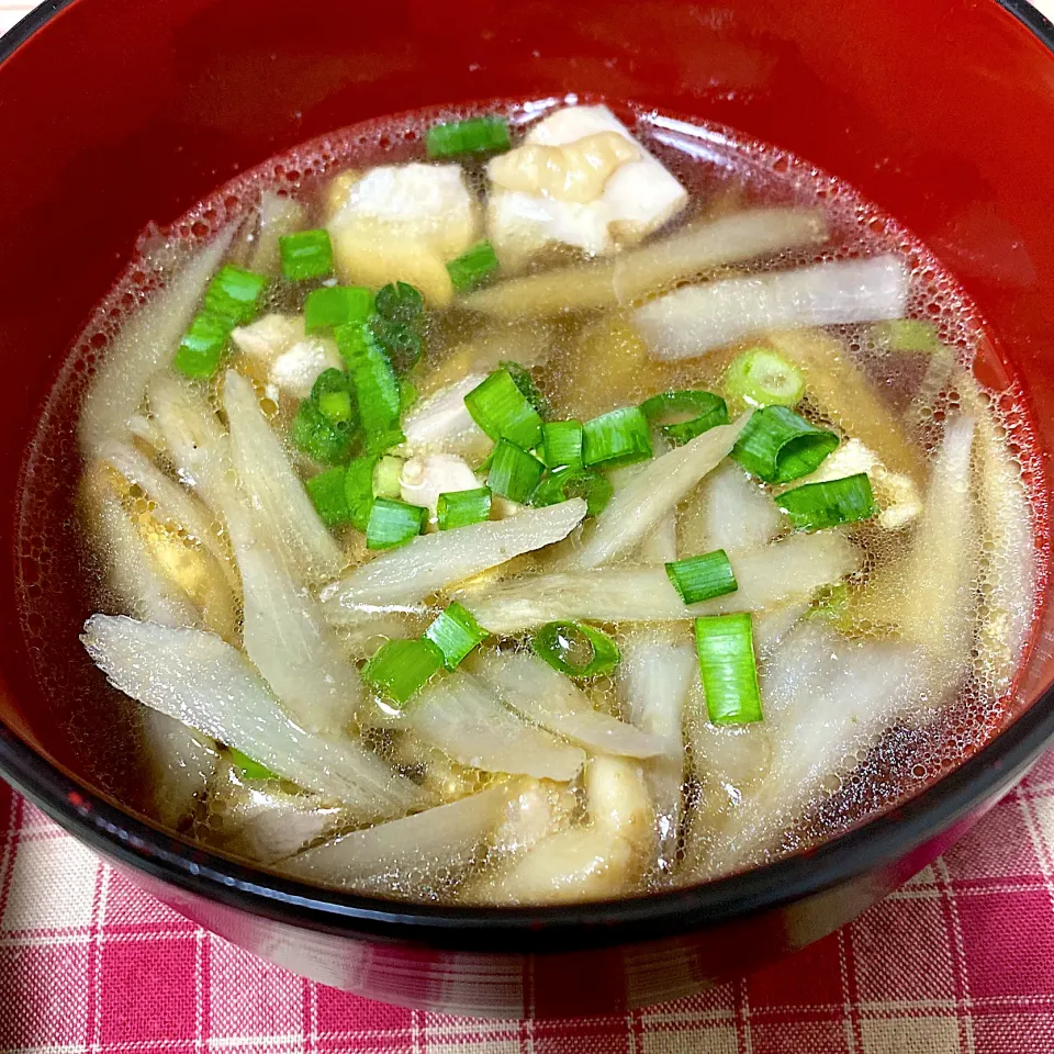 鶏とごぼうのすまし汁|eriiichiさん