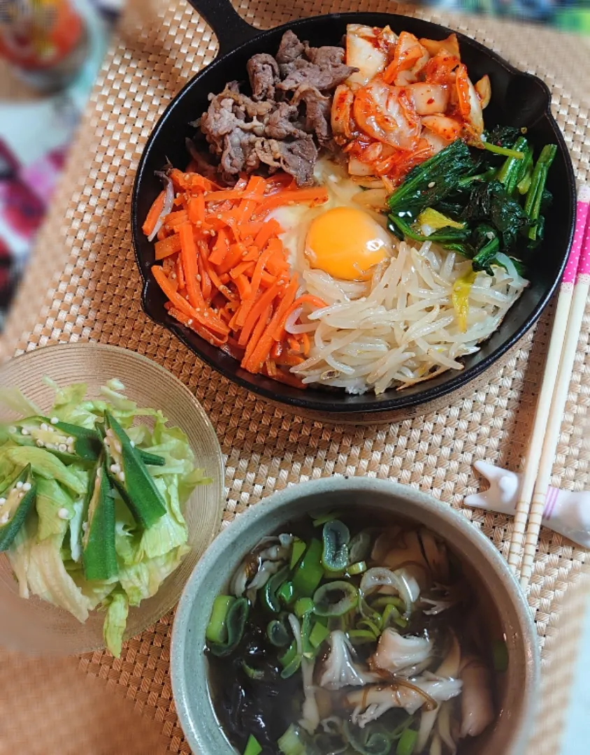 ビビンバとスープで夕ご飯🍴|ポチさん