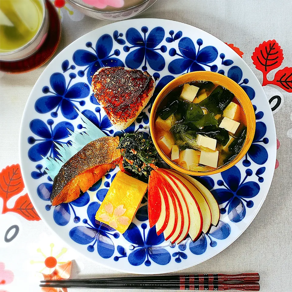 Snapdishの料理写真:焼きおにぎりワンプレランチ|アスママさん