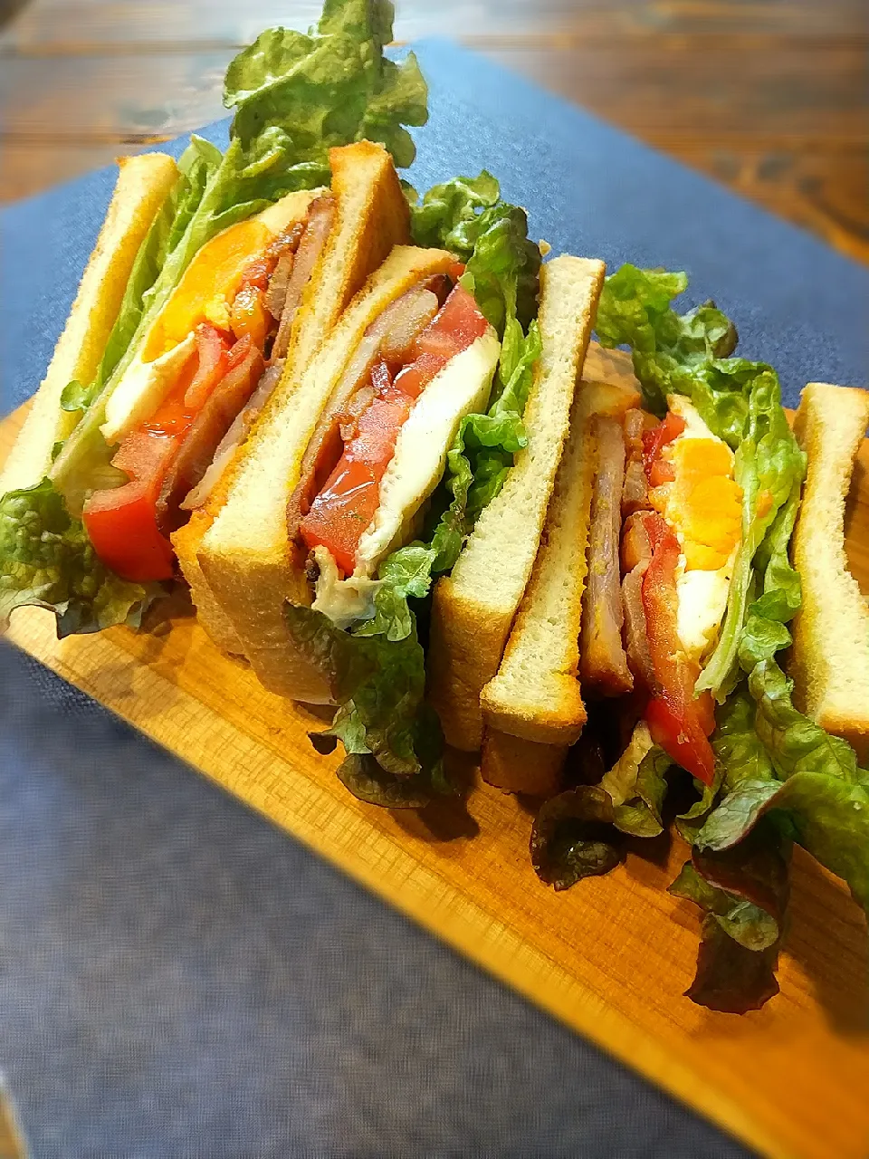 自家製ベーコンでBLTサンド🥪|kazumiさん