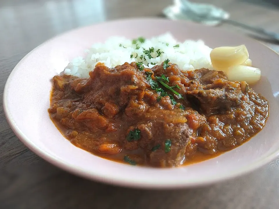 鹿すじカレー|古尾谷りかこさん