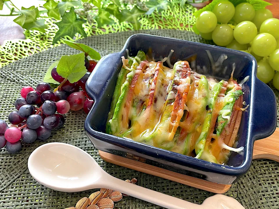 ღりんごとアボカド🥑のデザートグラタンにチャレンジ🍎🥄🍴|🌼はなちゃん🌼さん