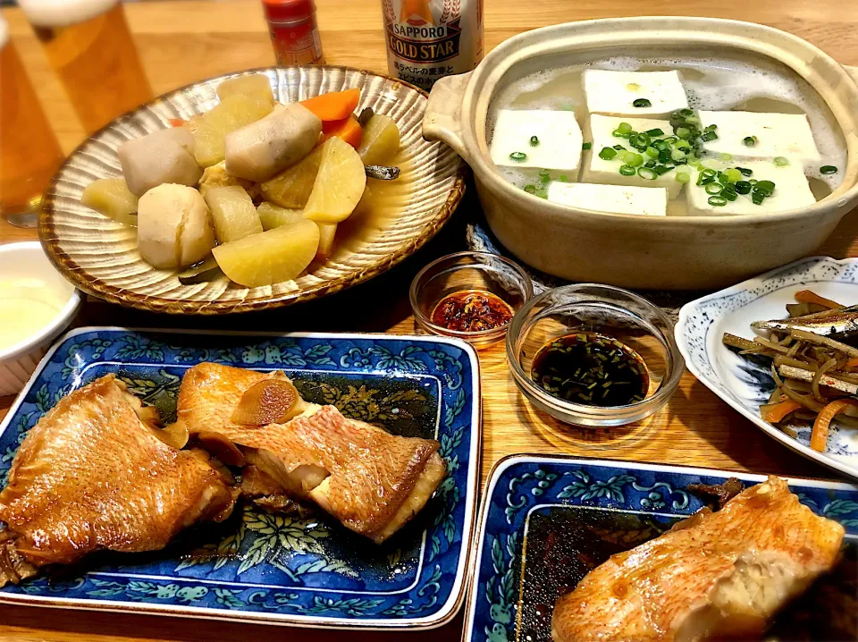 赤魚煮付け　湯豆腐　里芋・大根の煮物|じゅんさんさん