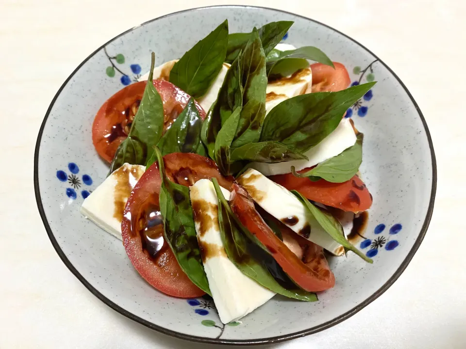 Caprese Salad|Emmaさん